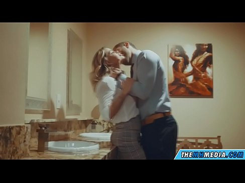 ❤️ Блондинка сени коомдук дааратканада азгырып жатканда ❤️ Порно боюнча бизде ❌️❤